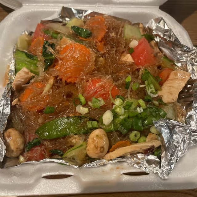 Pad Woon Sen.