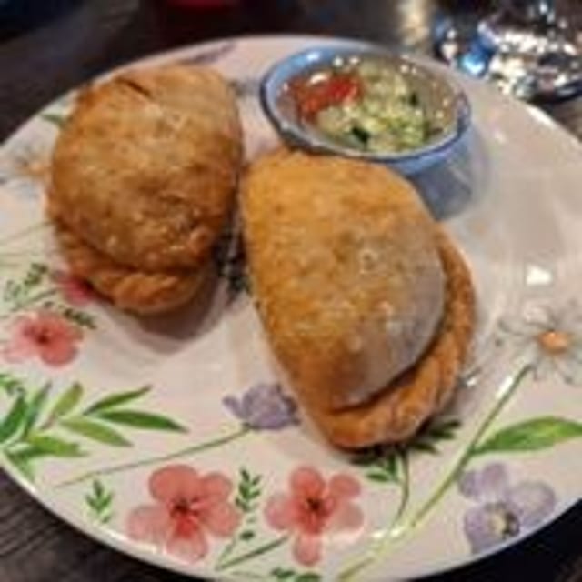 Curry Puff.